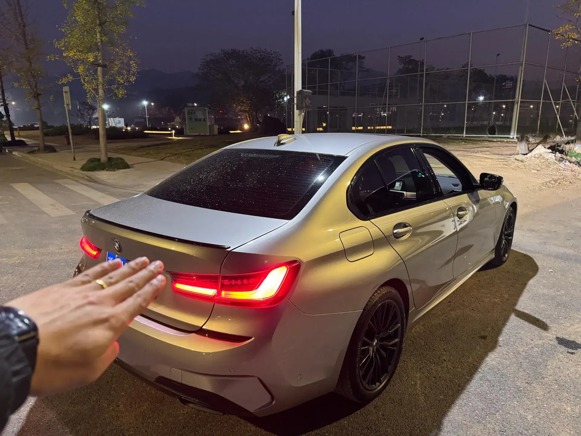 2020 BMW 3 thumbnail 4