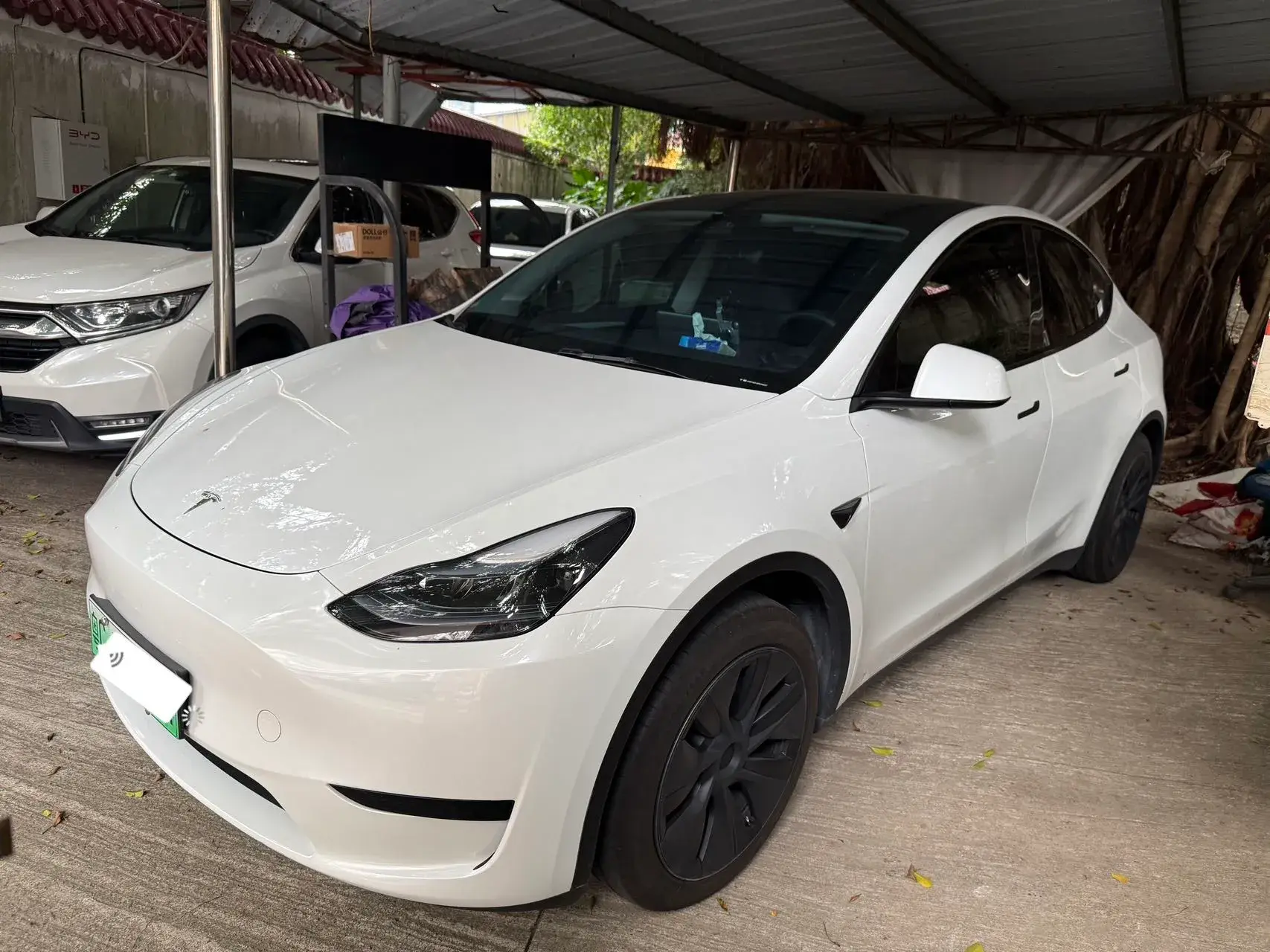 2024 TESLA MODEL view 1