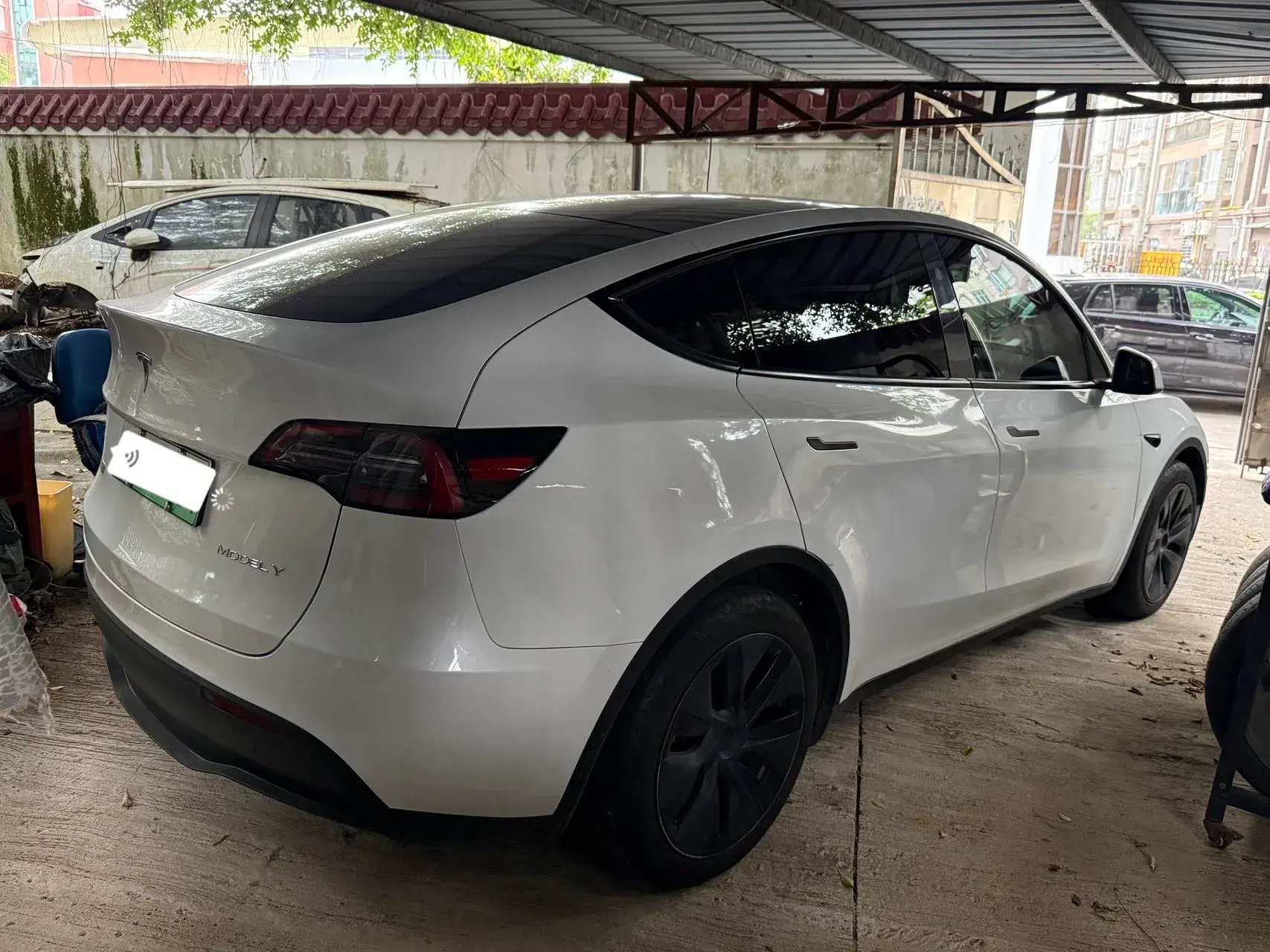 2024 TESLA MODEL thumbnail 3