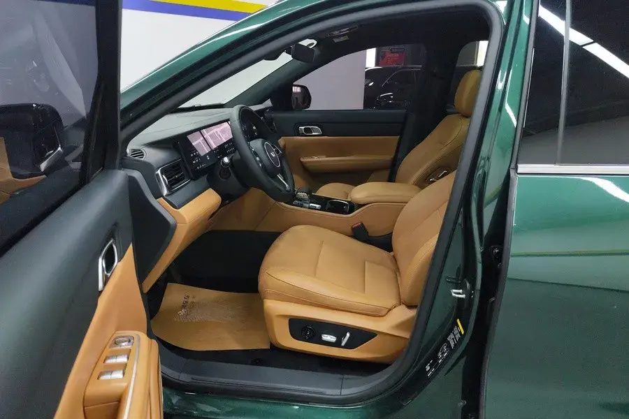 2021 LI ONE thumbnail 4