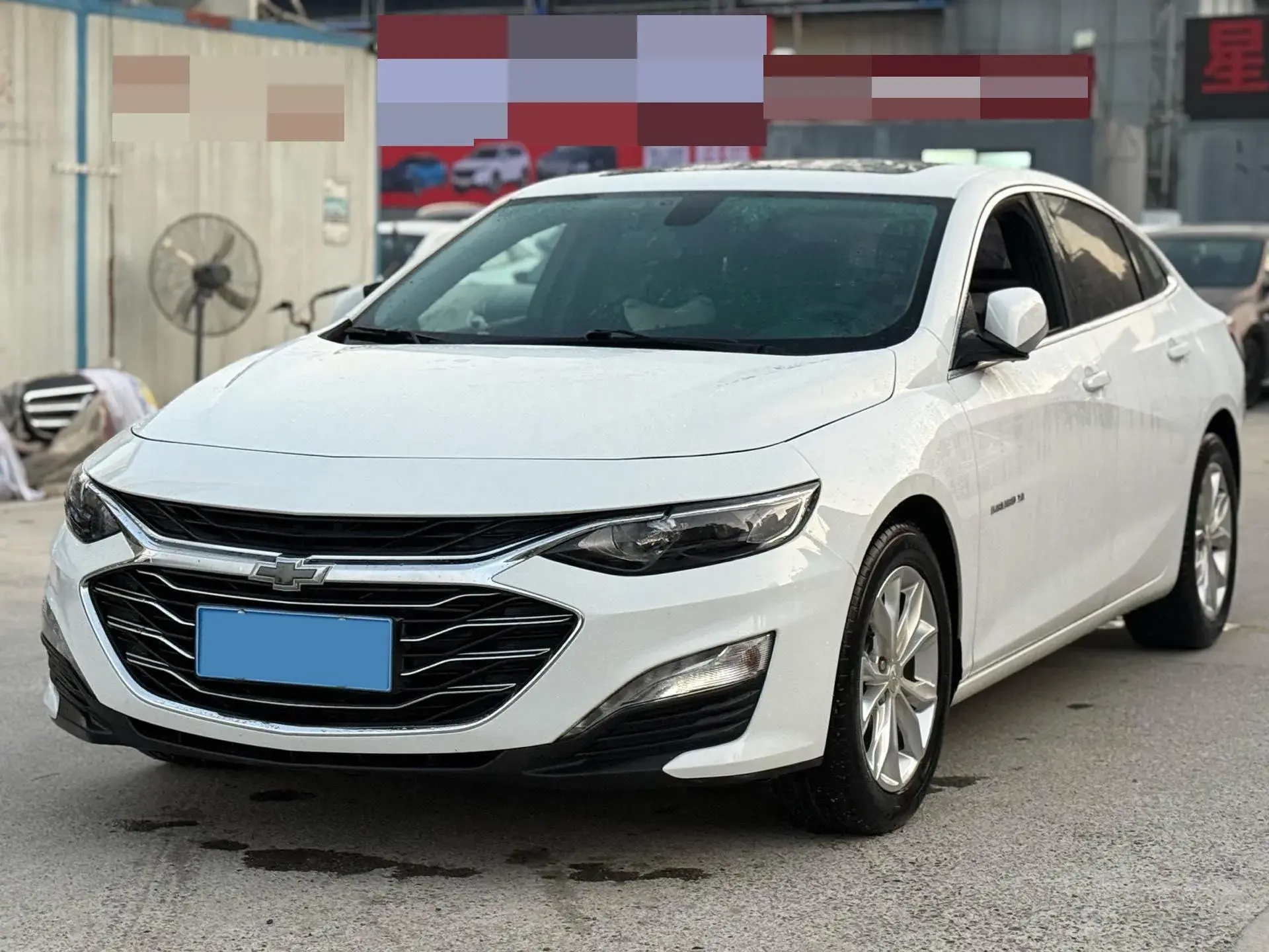 2021 CHEVROLET MALIBU view 1