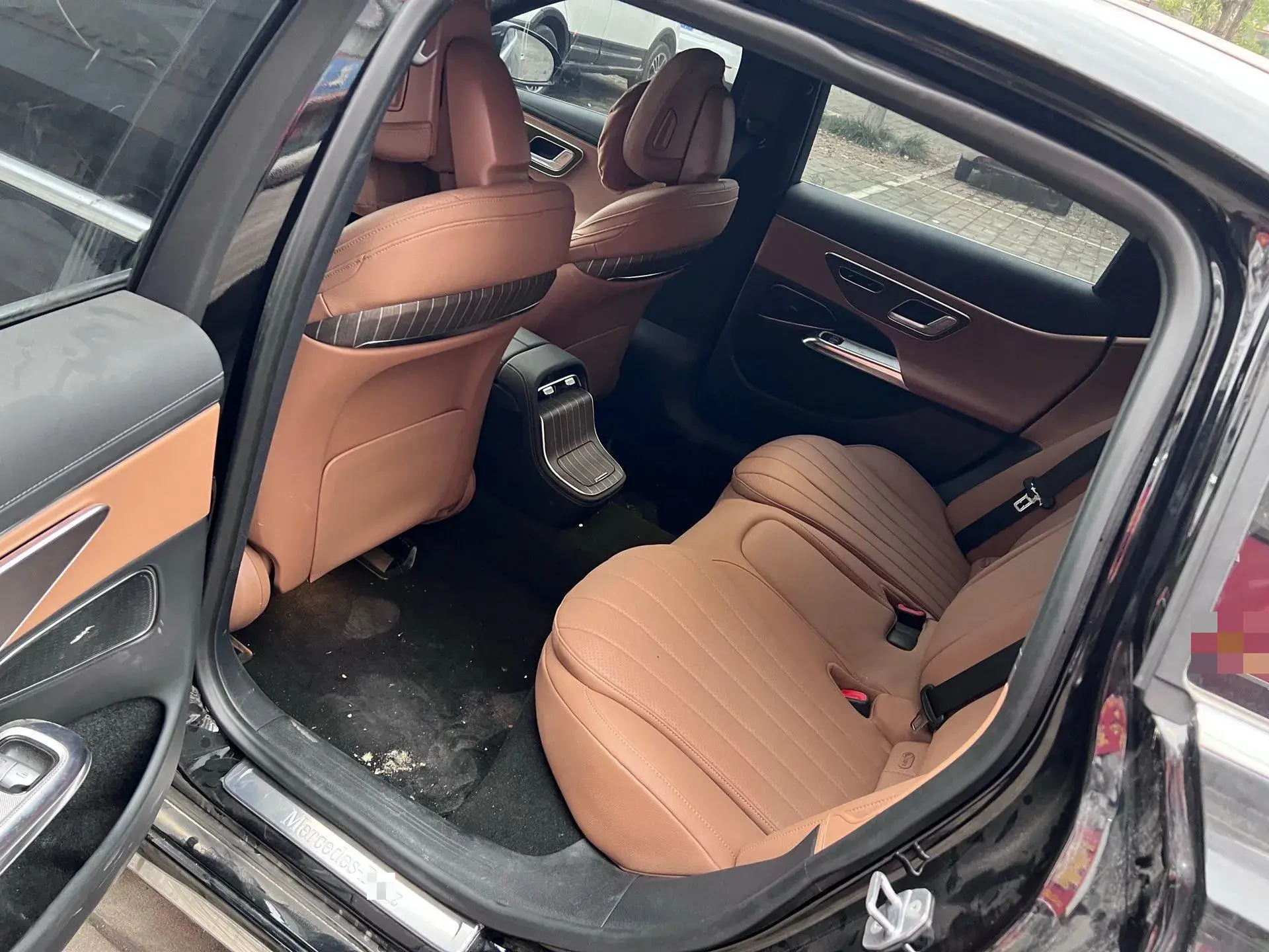 2024 MERCEDES-BENZ E thumbnail 3