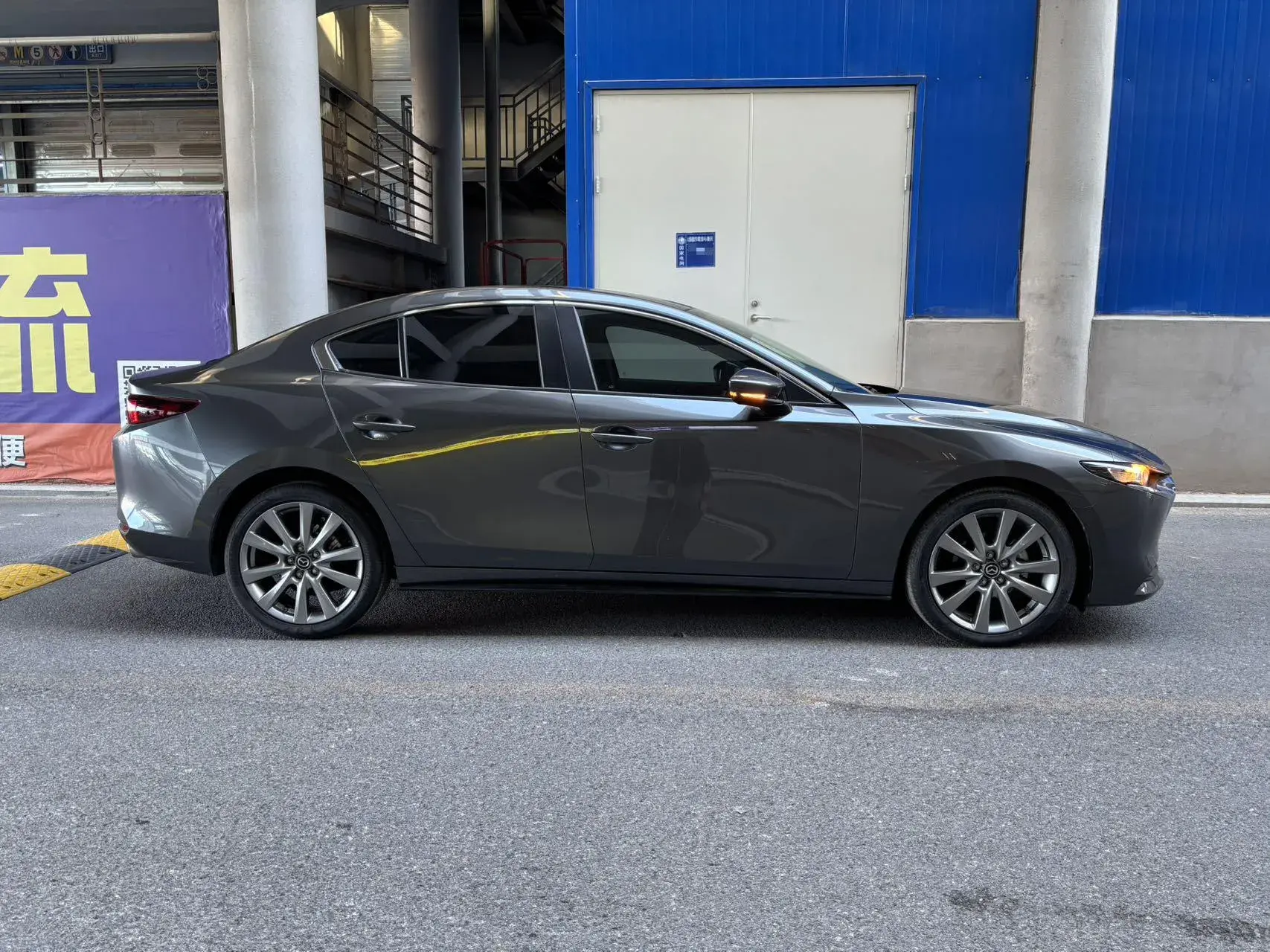 2021 MAZDA 3 thumbnail 4