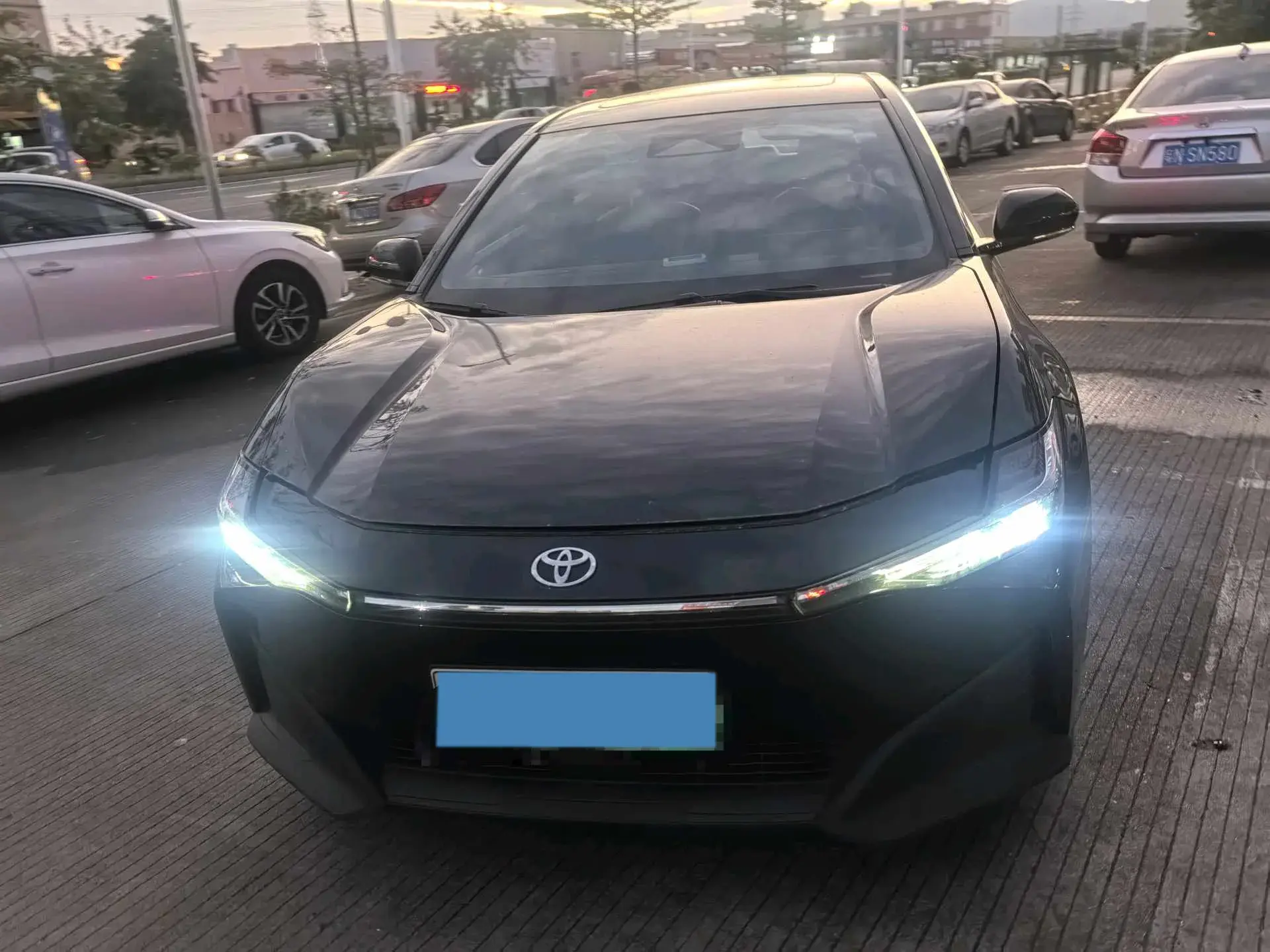 2024 TOYOTA BZ3 thumbnail 2