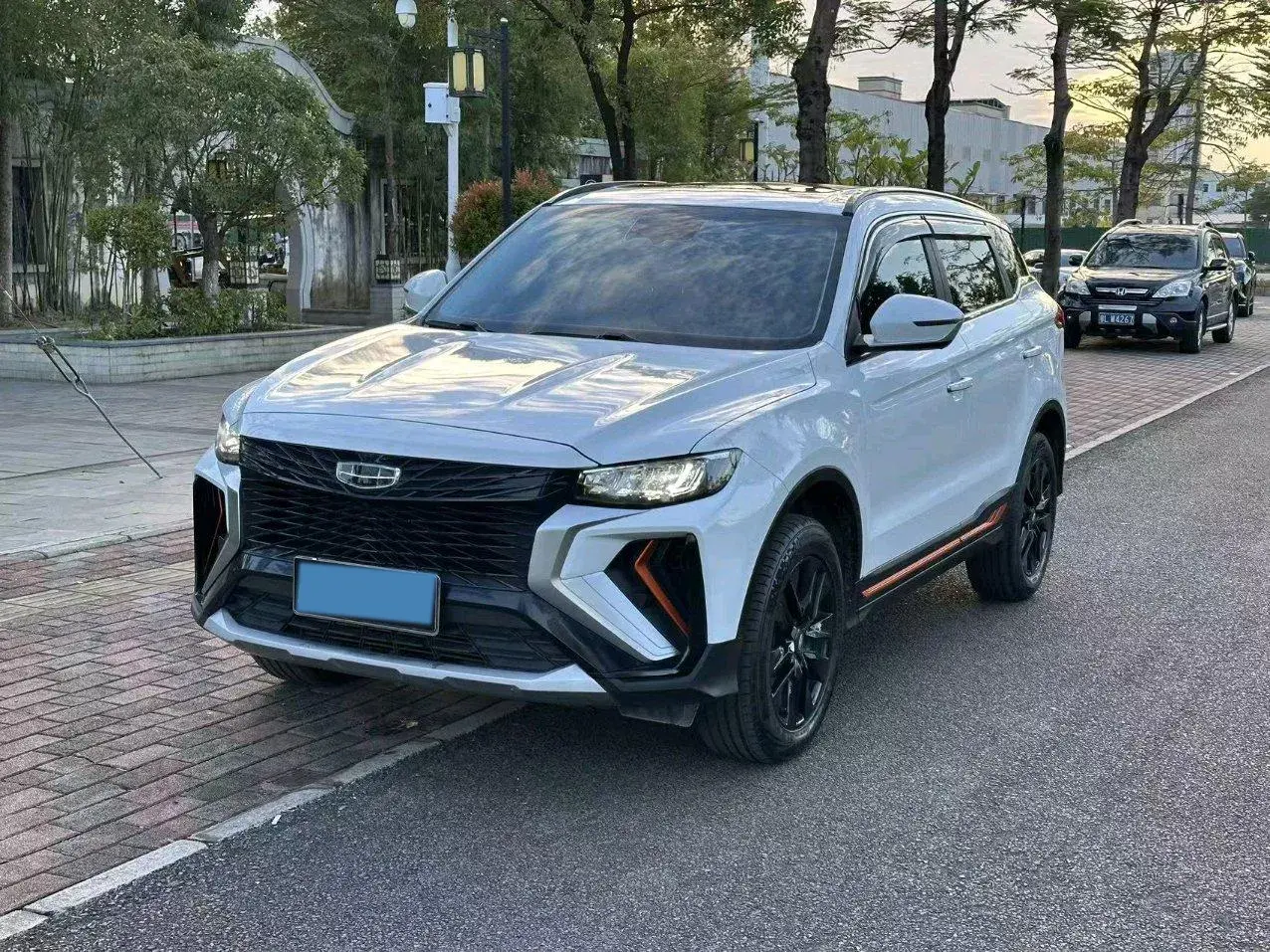2022 GEELY AZKARRA view 1