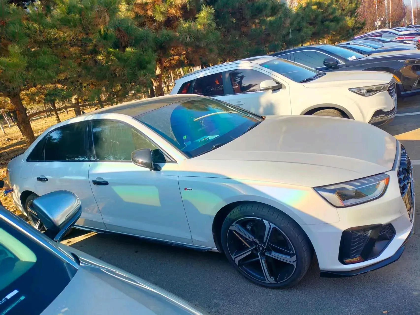 2024 AUDI A4L thumbnail 2