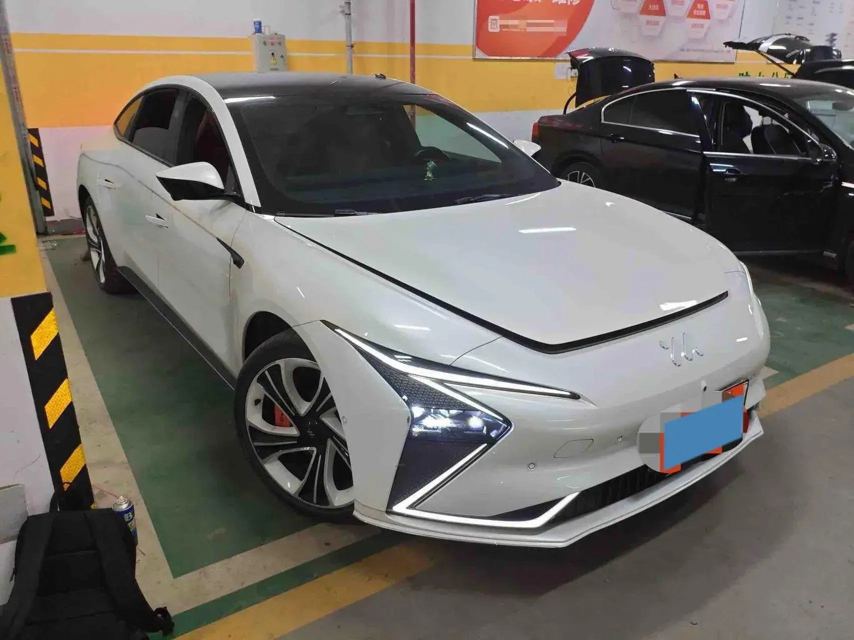 2022 IM L7 thumbnail 2