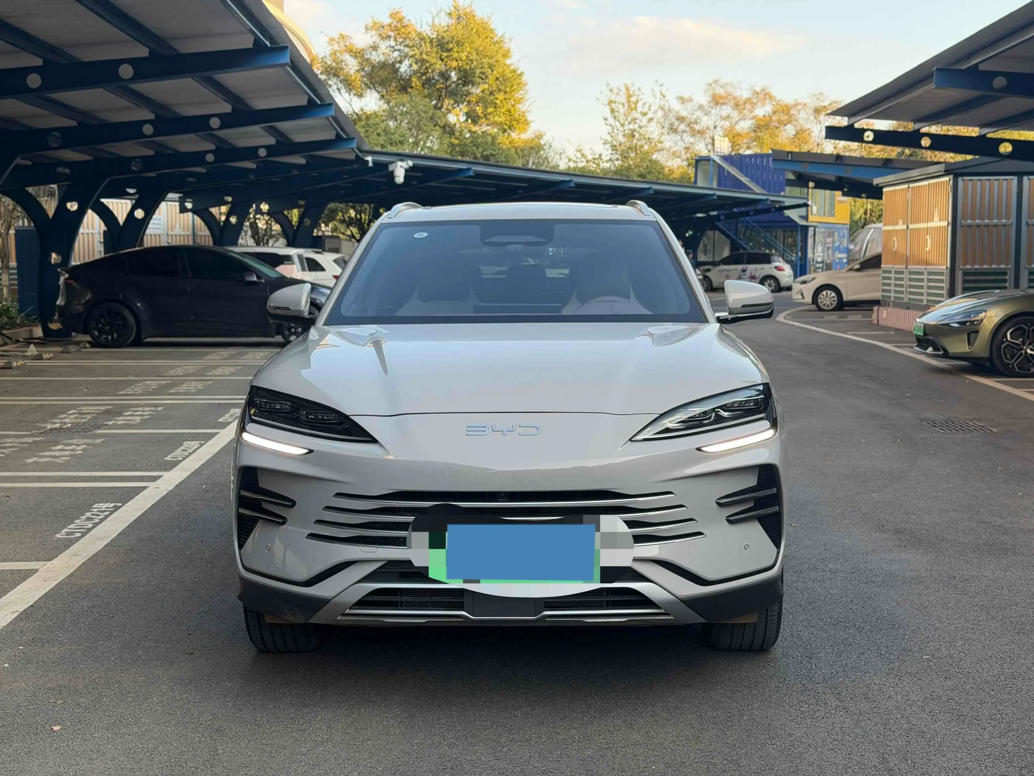 2025 BYD SONG thumbnail 3