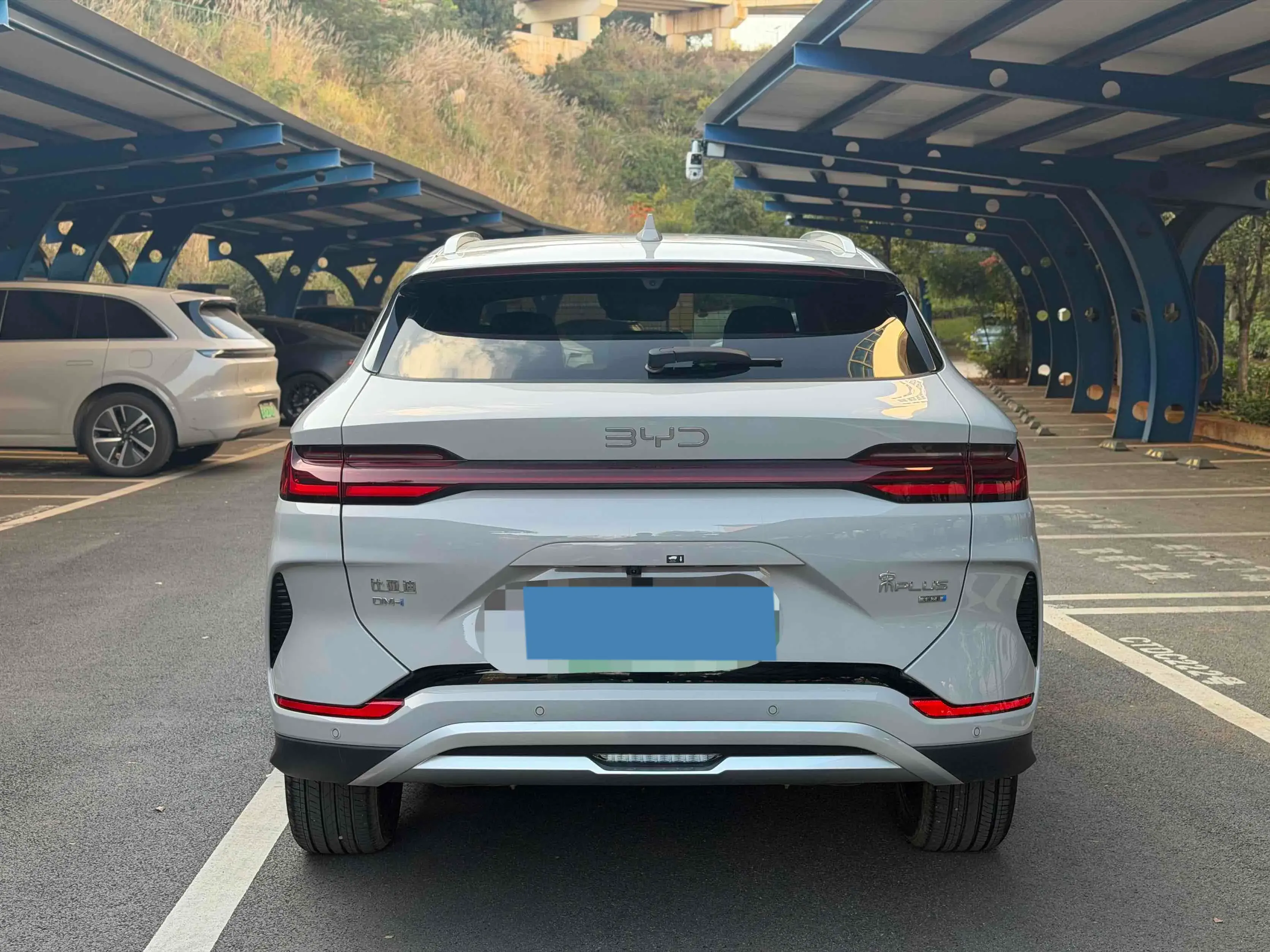 2025 BYD SONG thumbnail 4