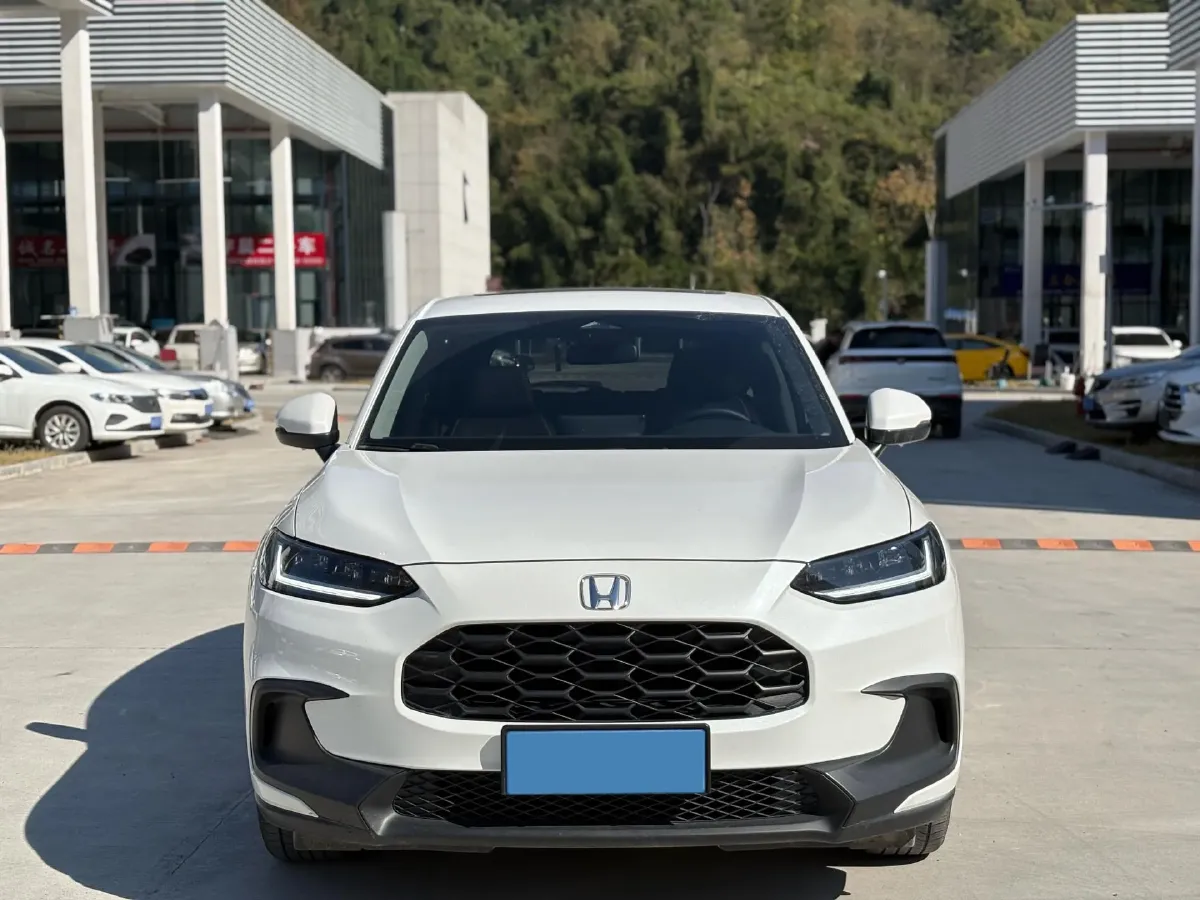 2022 Honda ZR-V 1.5T 182HP L4 CVT,autocango,china used car exporter,china ev exporter,chinese used car exporter,chinese used ev exporter
