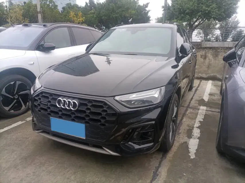 2024 Audi Q5L Sportback 2.0T 245HP L4 7DCT