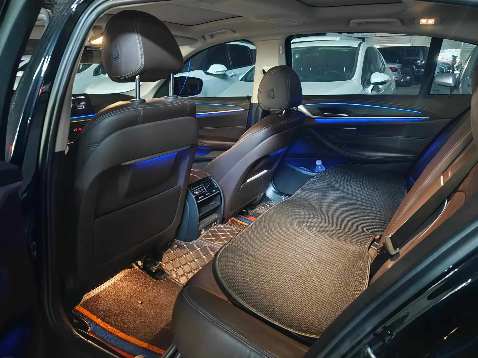 2020 BMW 5 thumbnail 3