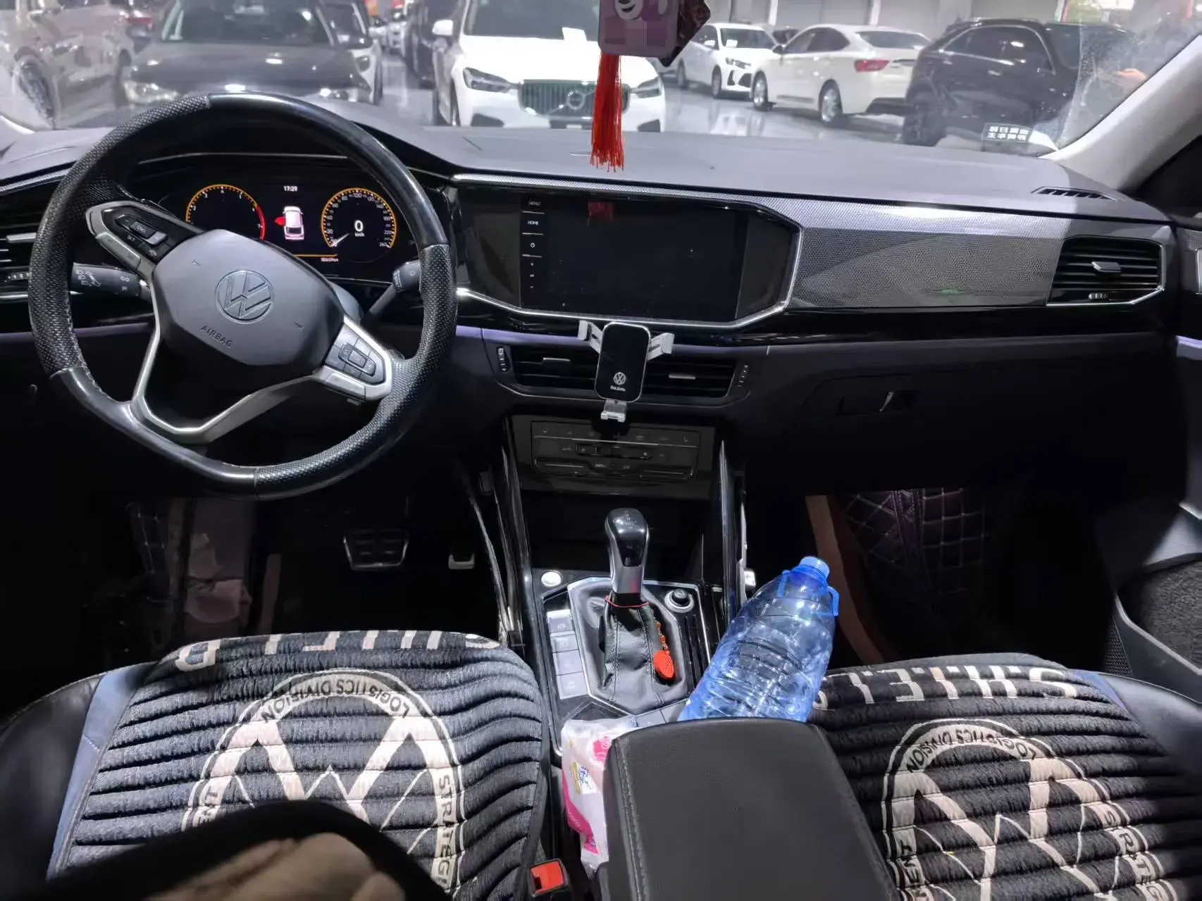 2020 VOLKSWAGEN TAYRON thumbnail 4