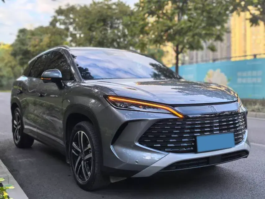 2024 BYD SONGL thumbnail 3