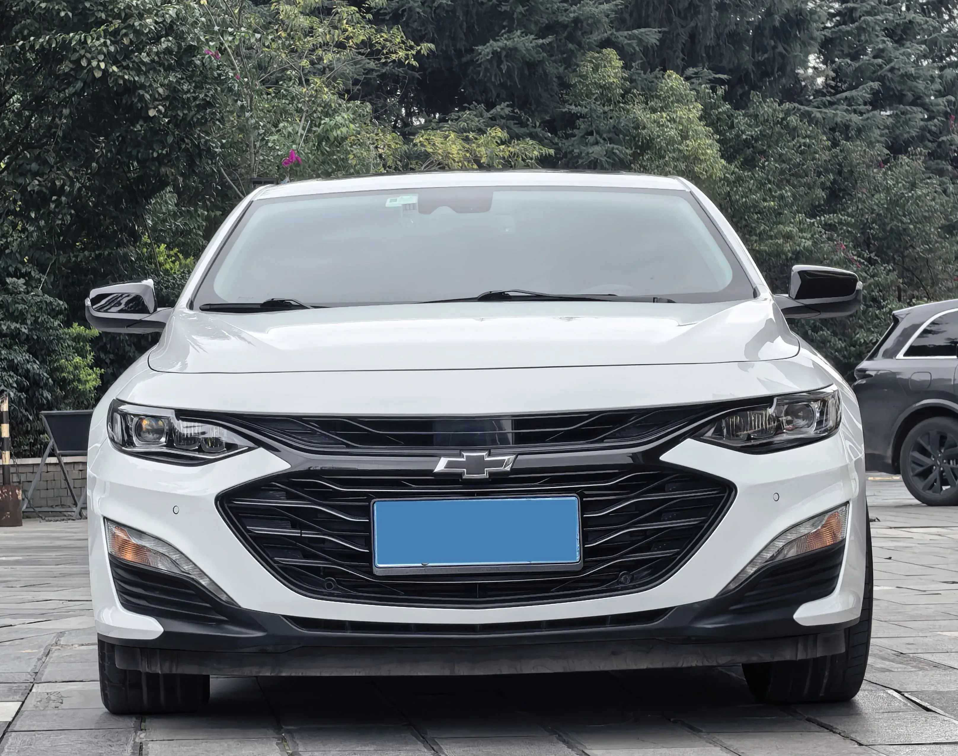 2020 CHEVROLET MALIBU thumbnail 2