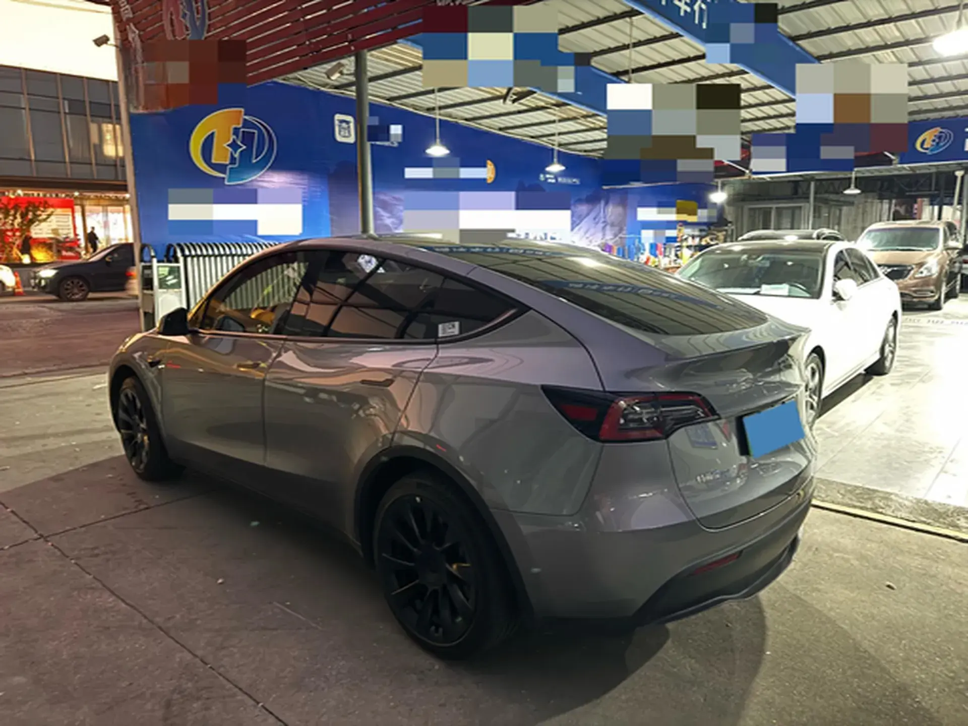 2023 TESLA MODEL thumbnail 4