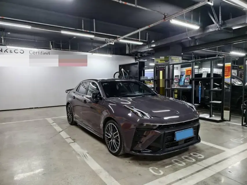 2025 LYNK&CO 03 thumbnail 3