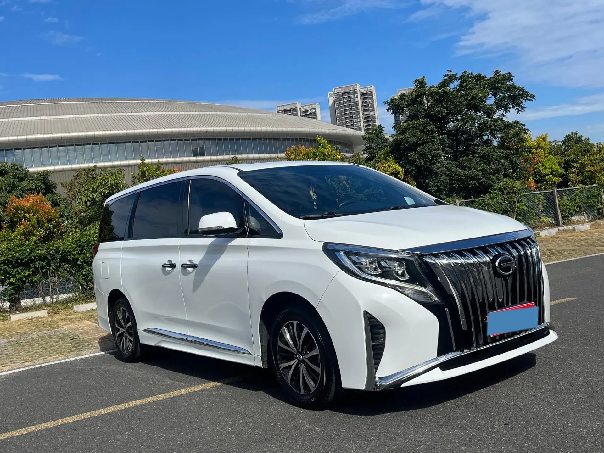 2021 GAC TRUMPCHI thumbnail 3