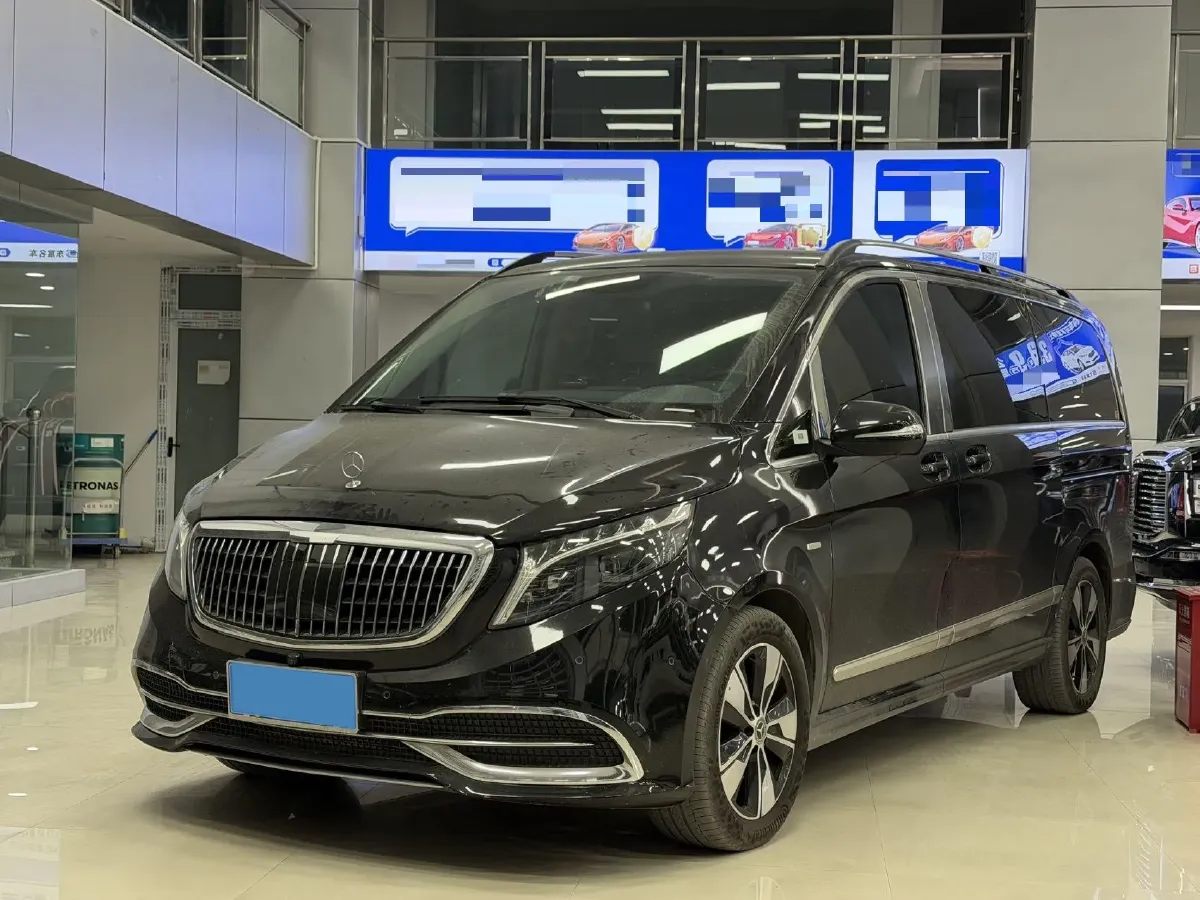 2022 Mercedes-Benz V Class 2.0T 211HP L4 9AT,autocango,china used car exporter,china ev exporter,chinese used car exporter,chinese used ev exporter