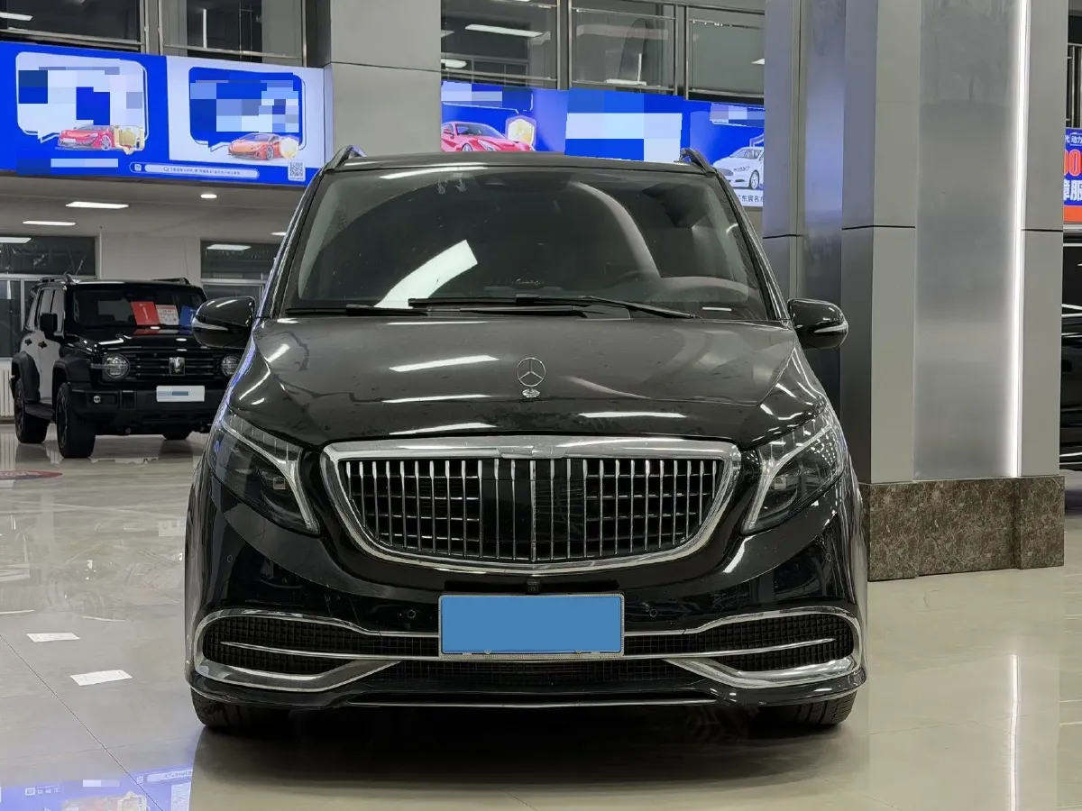 2022 Mercedes-Benz V Class 2.0T 211HP L4 9AT,autocango,china used car exporter,china ev exporter,chinese used car exporter,chinese used ev exporter