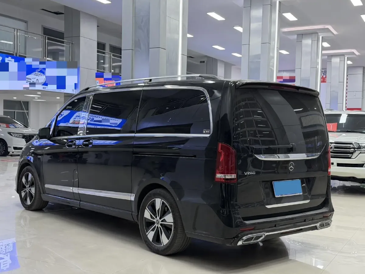 2022 Mercedes-Benz V Class 2.0T 211HP L4 9AT,autocango,china used car exporter,china ev exporter,chinese used car exporter,chinese used ev exporter