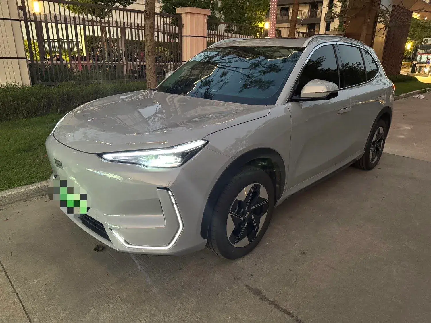 2024 GEELY GALAXY view 1