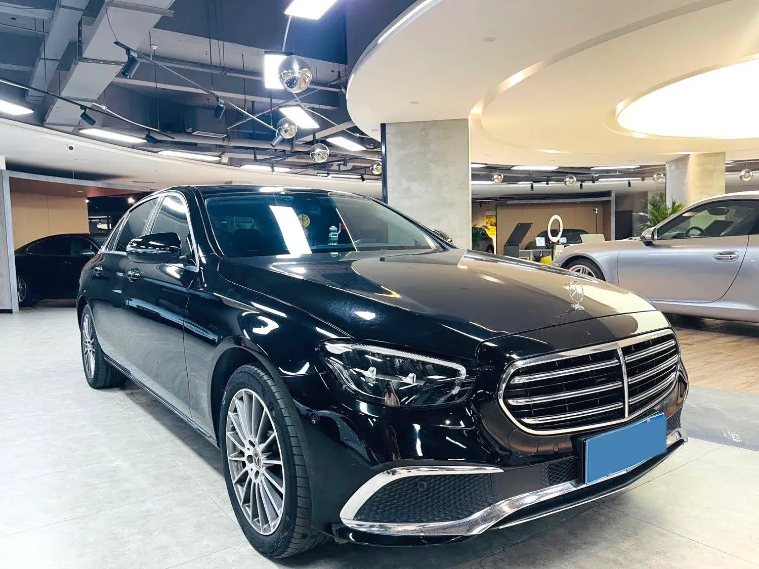 2021 MERCEDES-BENZ E thumbnail 3