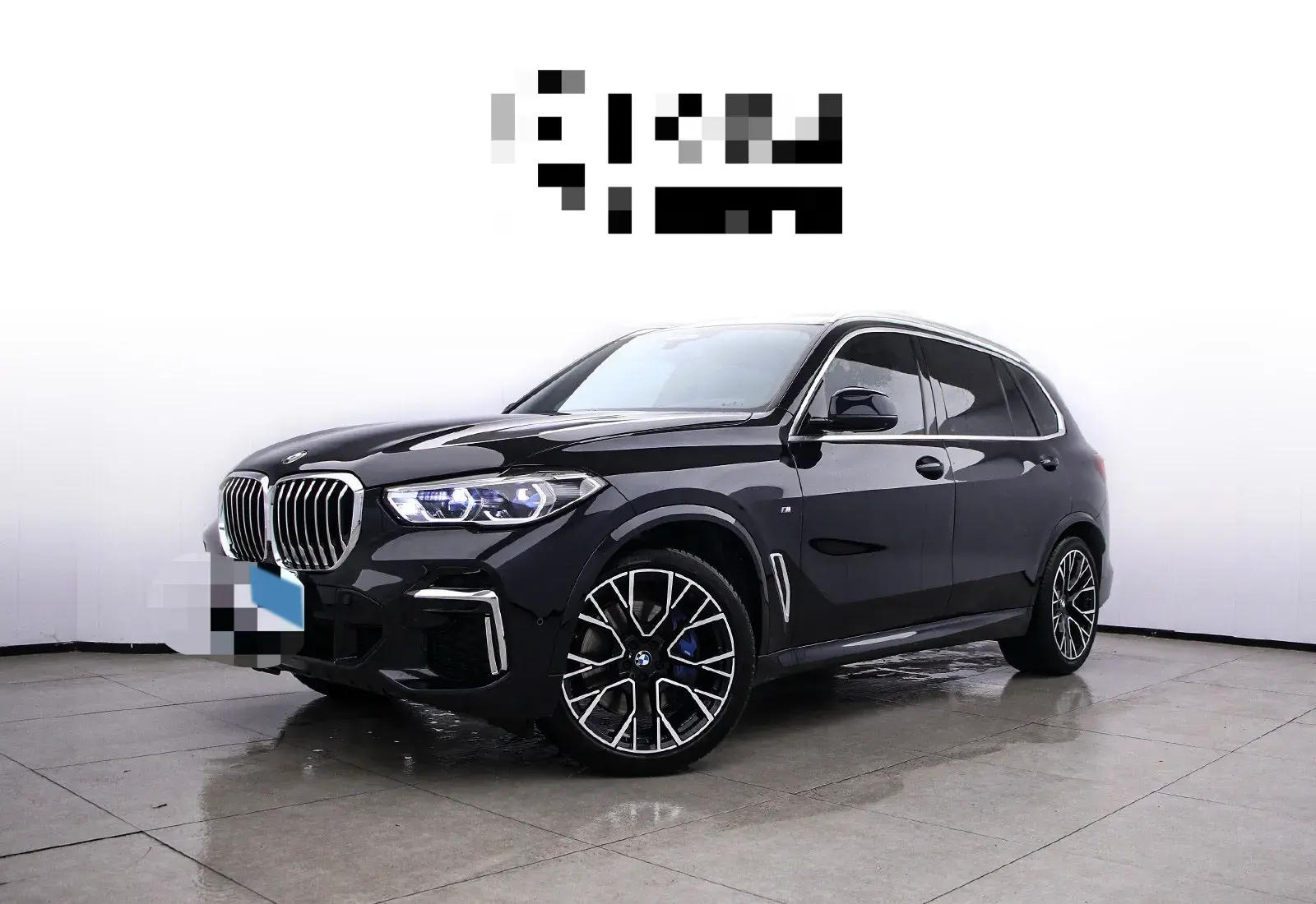 2022 BMW X5 view 1