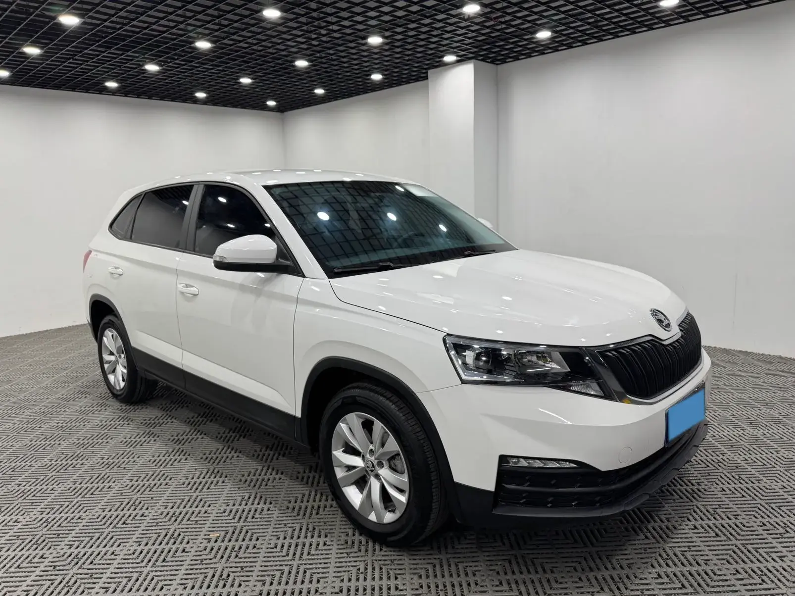 2021 SKODA KAMIQ thumbnail 2