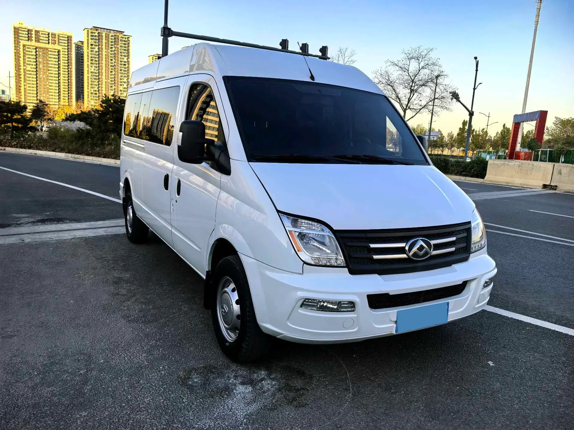 2021 MAXUS XINTU thumbnail 3