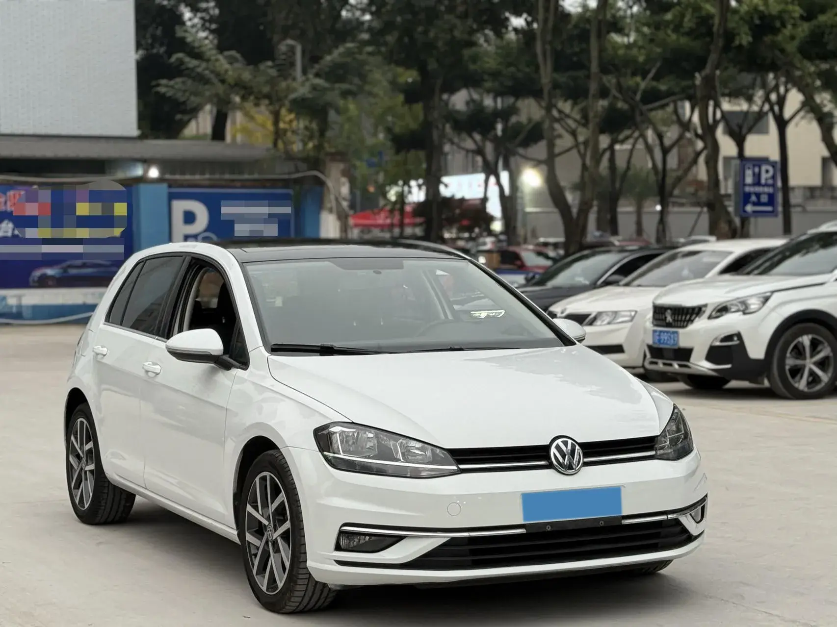 2020 VOLKSWAGEN GOLF thumbnail 3