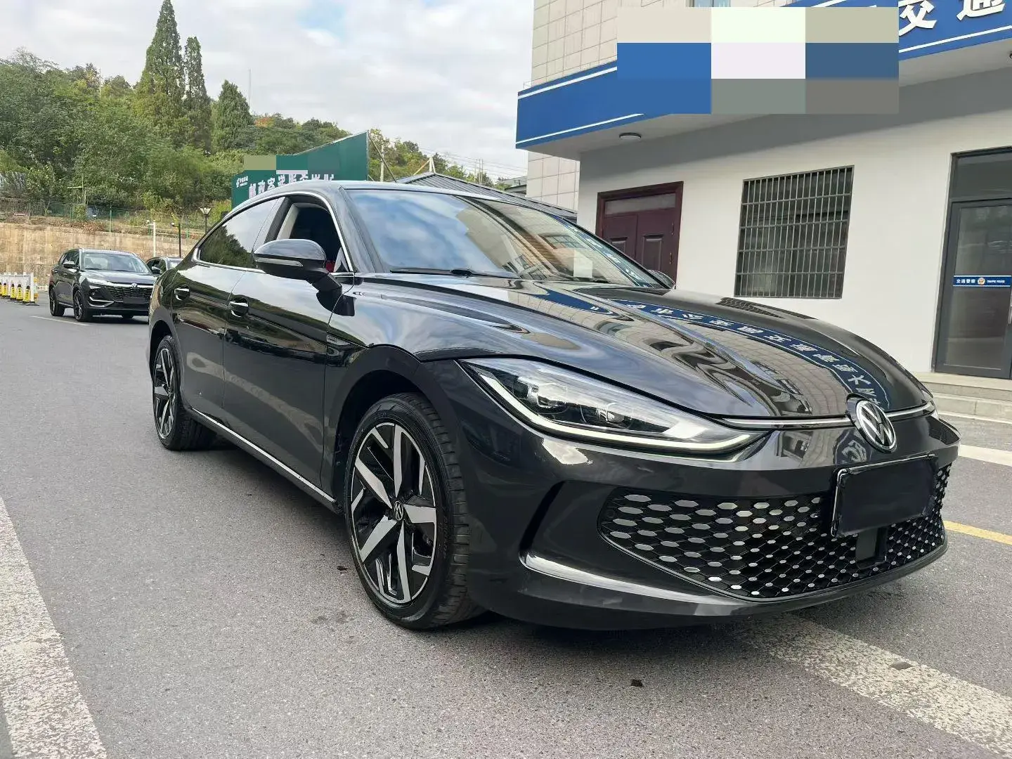 2022 VOLKSWAGEN LAMANDO thumbnail 3