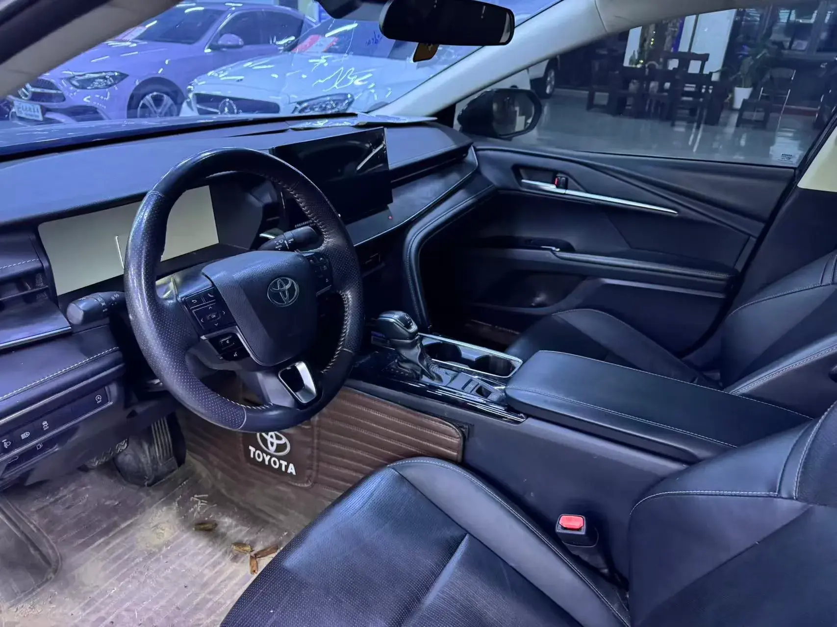 2024 TOYOTA CAMRY thumbnail 4