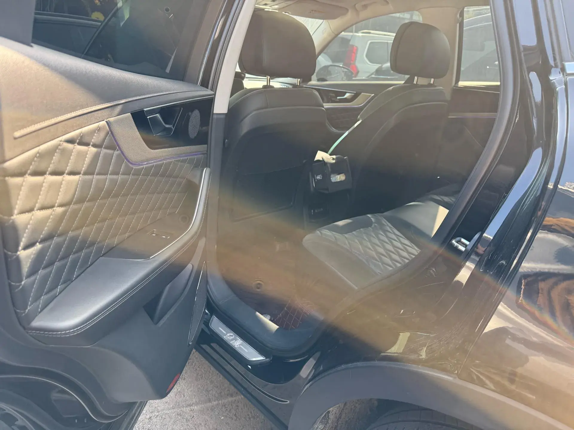 2019 HONGQI HS5 thumbnail 3