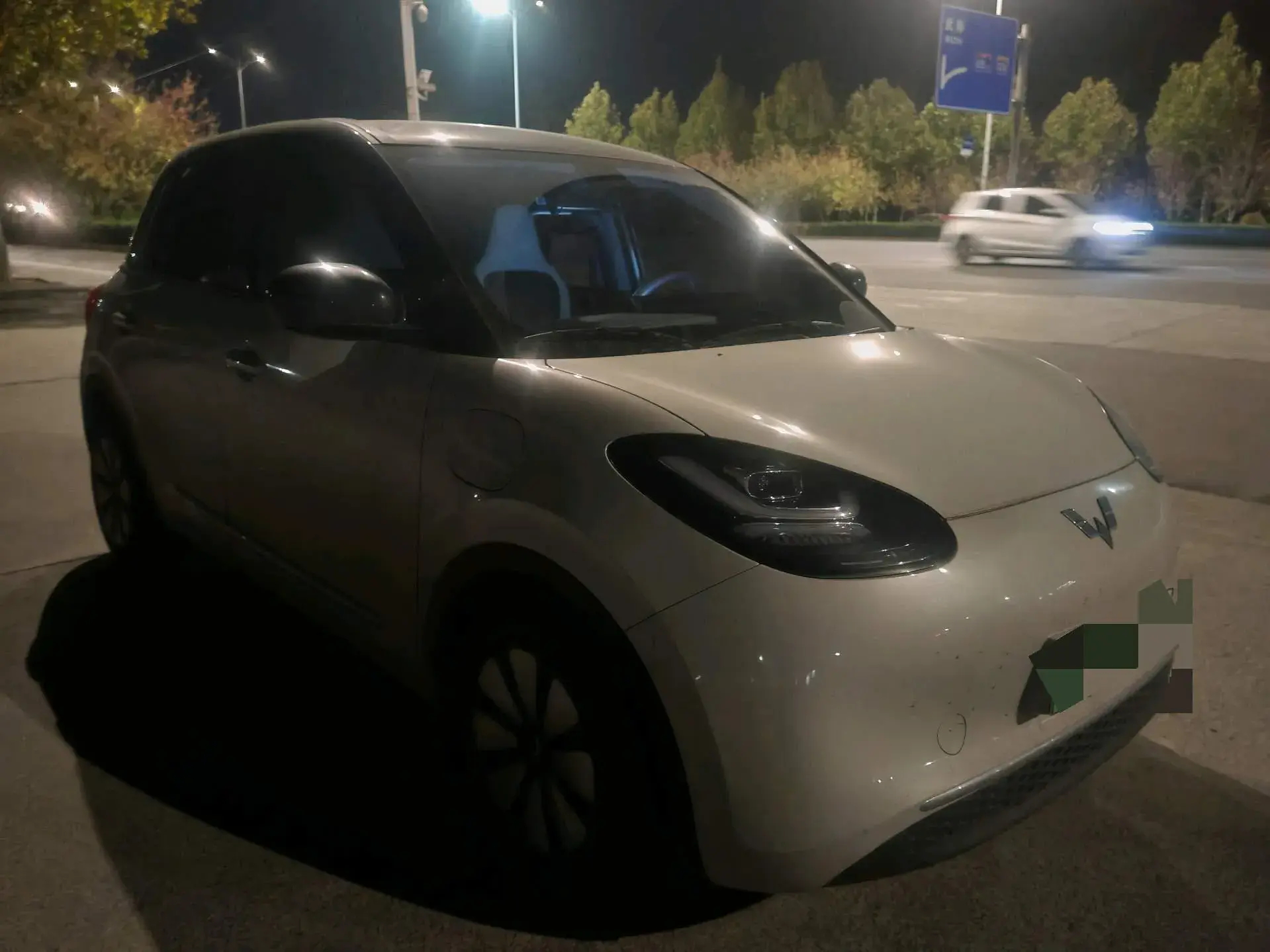 2023 WULING BINGUO thumbnail 3