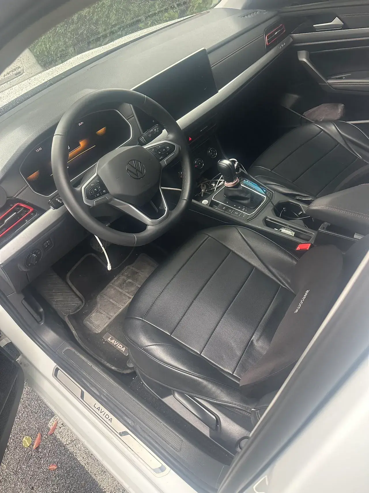 2023 VOLKSWAGEN LAVIDA thumbnail 4
