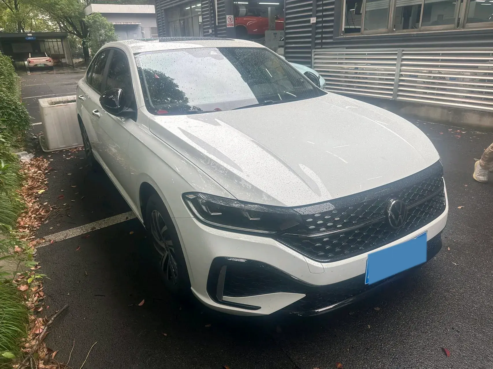 2023 VOLKSWAGEN LAVIDA thumbnail 3