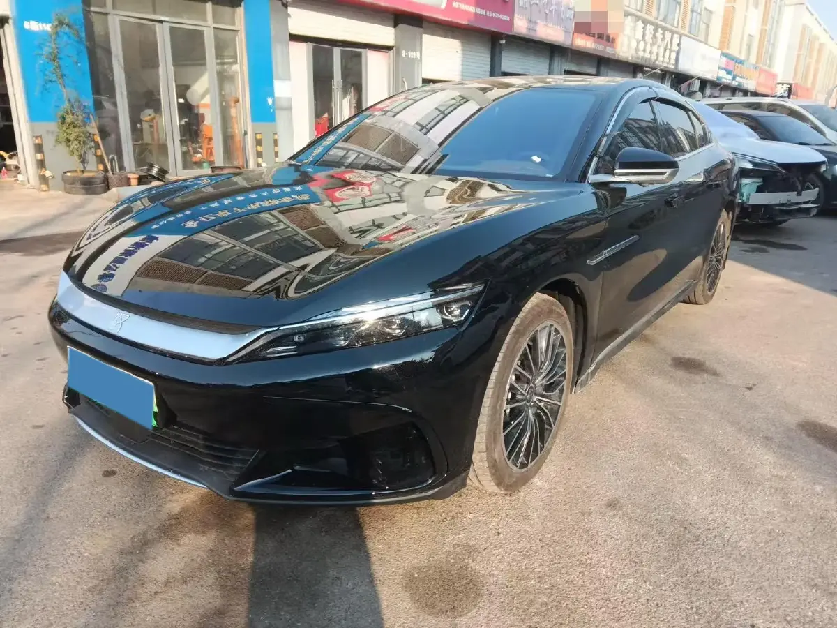2024 BYD Han BEV 60.48KWH