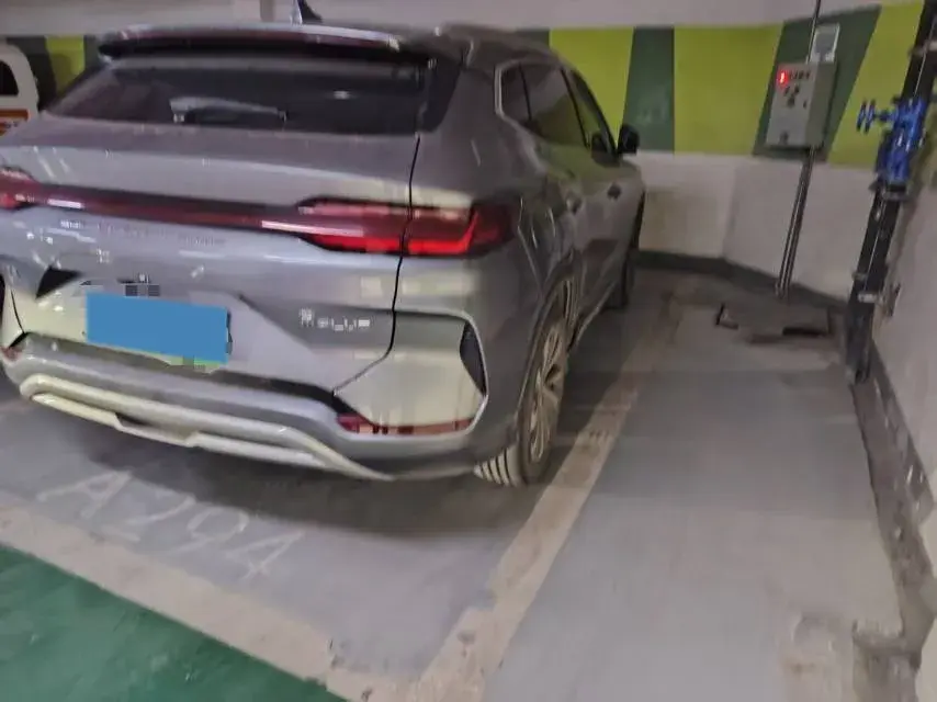 2024 BYD SONG thumbnail 2