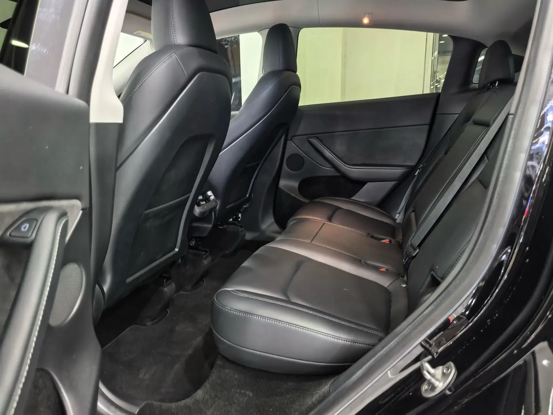 2022 TESLA MODEL thumbnail 4