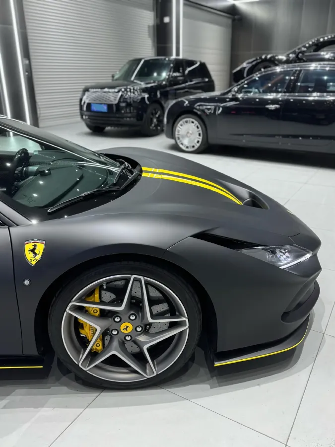 2019 Ferrari F8 3.9T 720HP V8 7DCT,autocango,china used car exporter,china ev exporter,chinese used car exporter,chinese used ev exporter