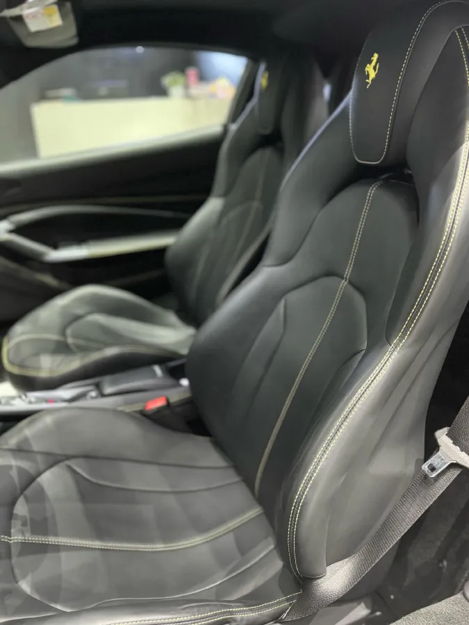 2019 Ferrari F8 3.9T 720HP V8 7DCT,autocango,china used car exporter,china ev exporter,chinese used car exporter,chinese used ev exporter