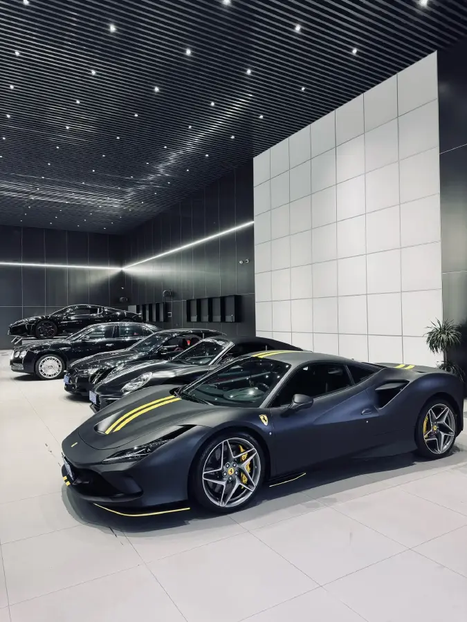 2019 Ferrari F8 3.9T 720HP V8 7DCT