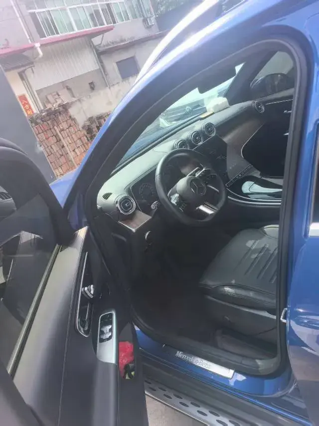 2023 MERCEDES-BENZ GLC thumbnail 4