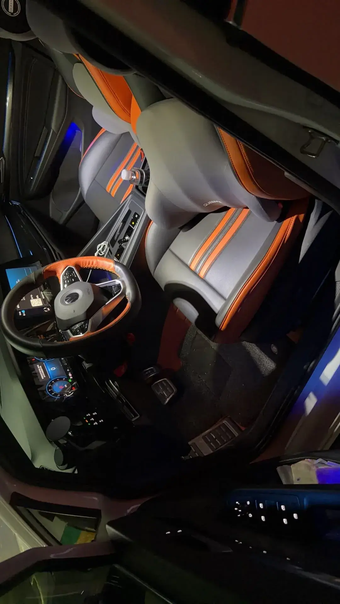 2023 VOLKSWAGEN GOLF thumbnail 2