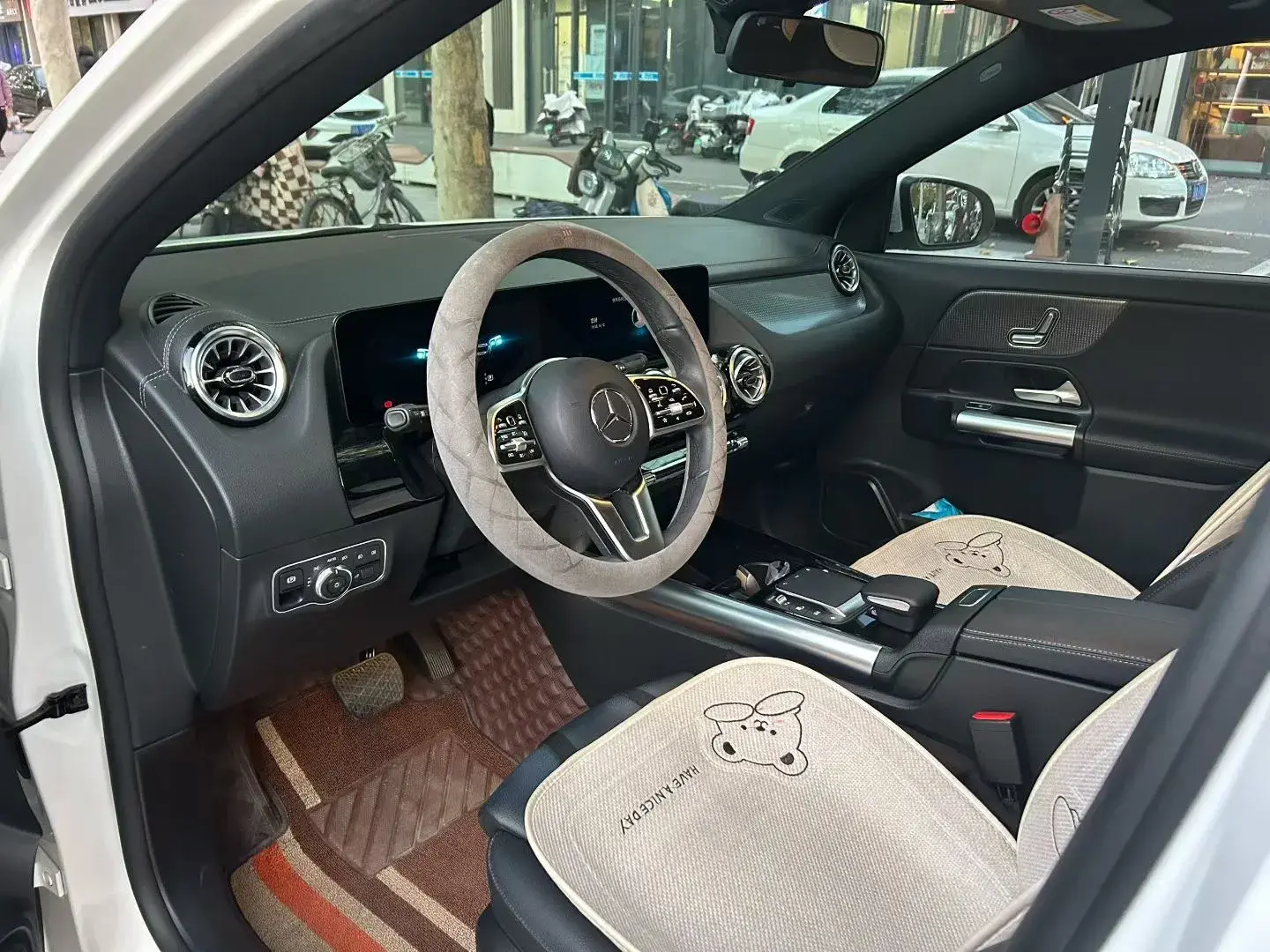 2020 MERCEDES-BENZ GLA thumbnail 2