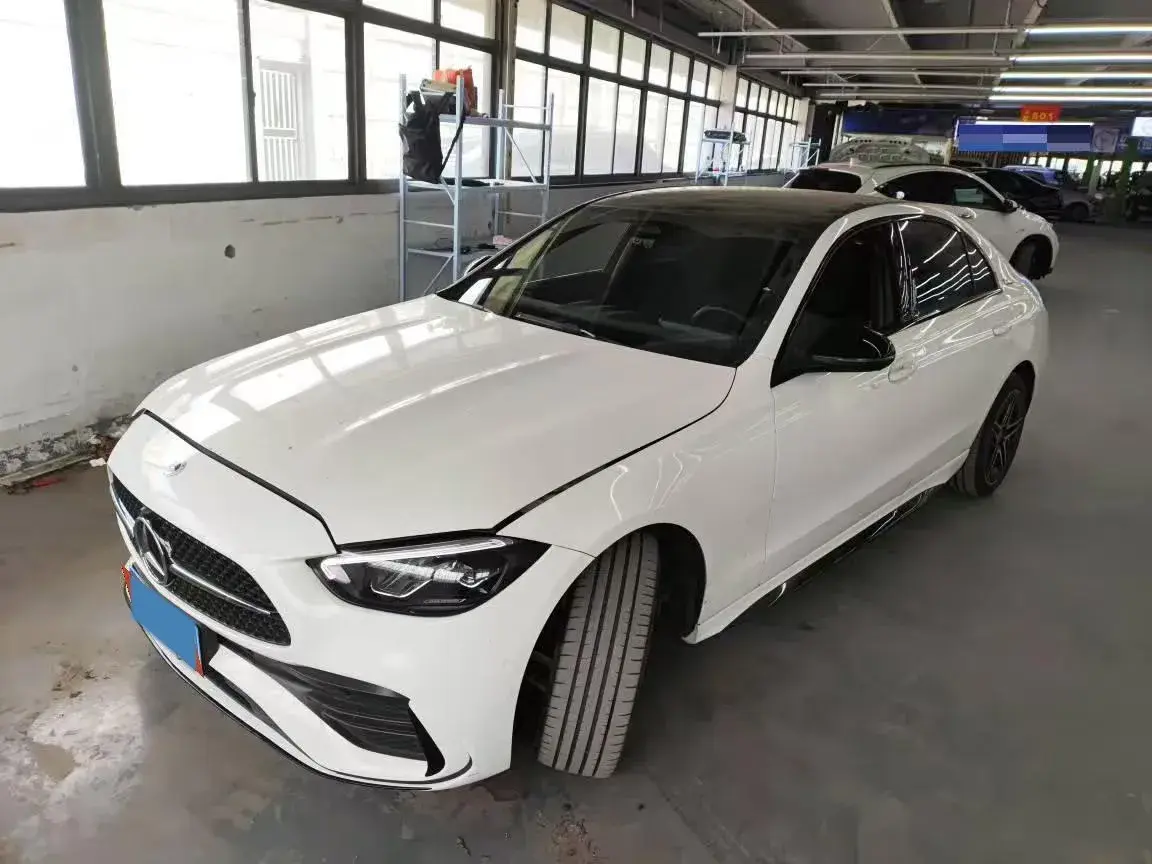 2024 MERCEDES-BENZ C view 1