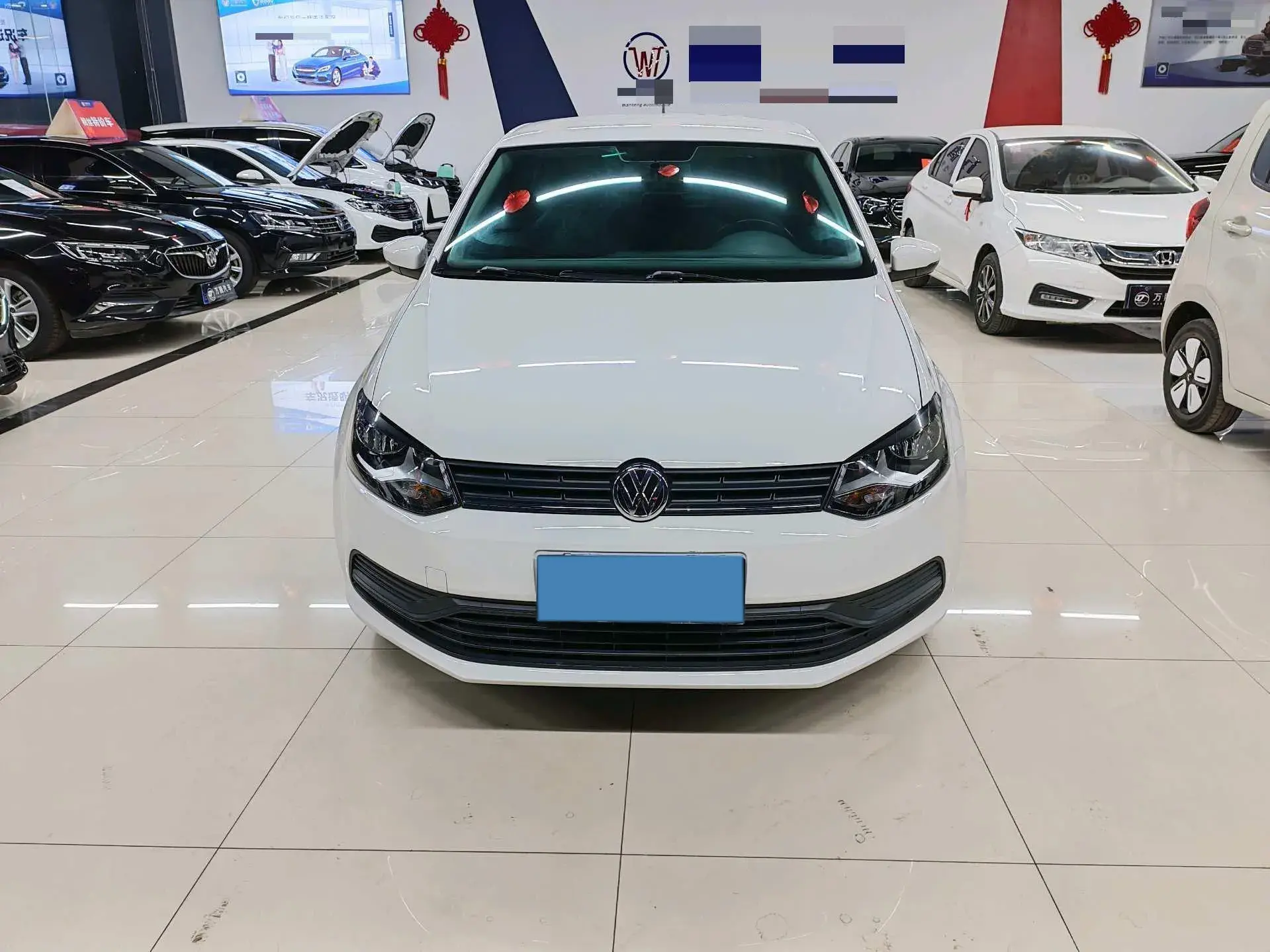 2018 VOLKSWAGEN POLO thumbnail 2