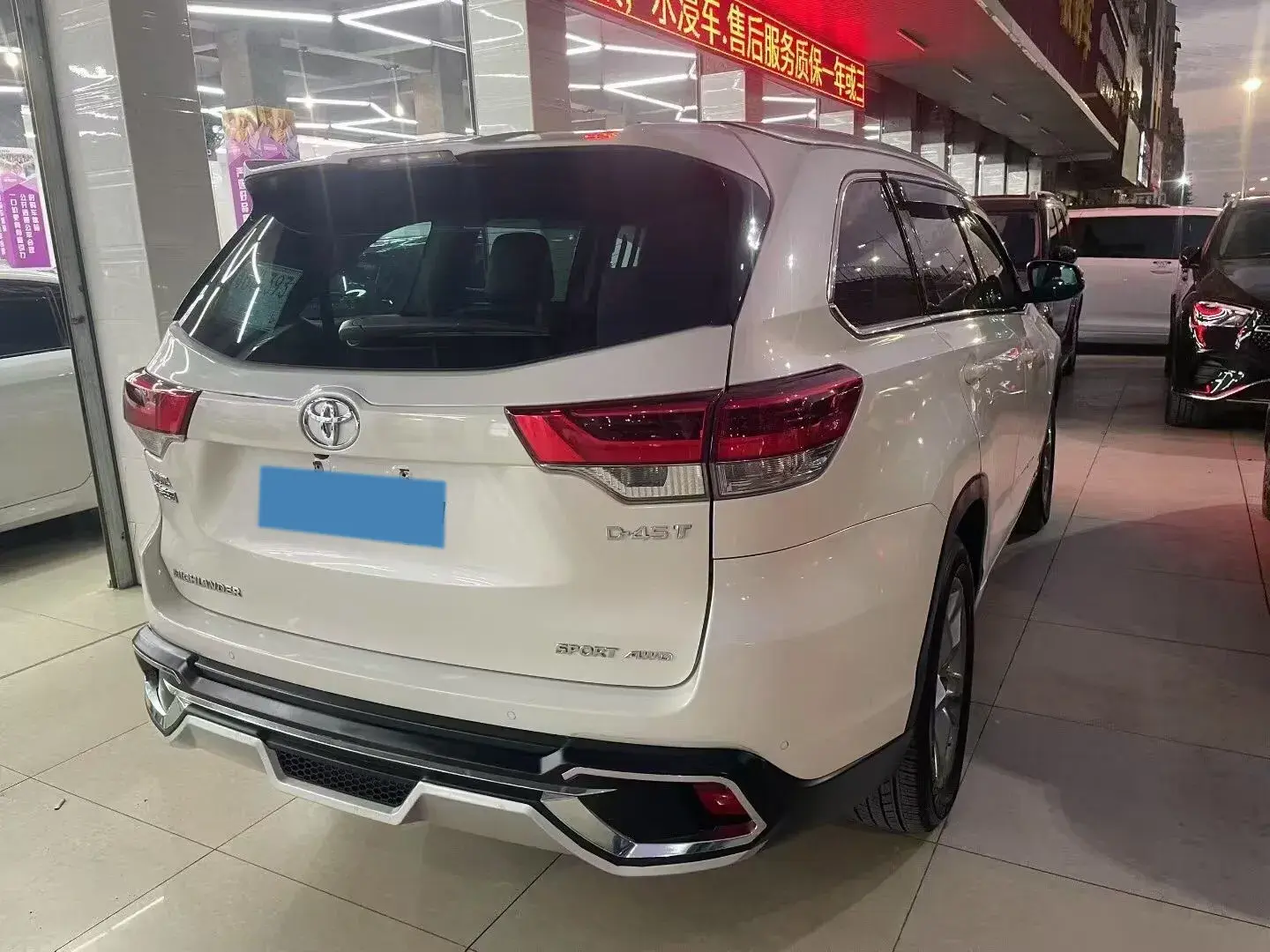 2018 TOYOTA HIGHLANDER thumbnail 2