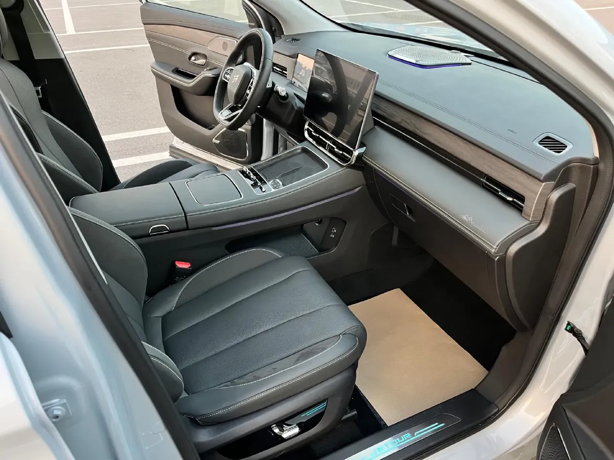 2025 Jetour ShanHai L9 1.5T 156HP L4 2DHT PHEV,autocango,china used car exporter,china ev exporter,chinese used car exporter,chinese used ev exporter